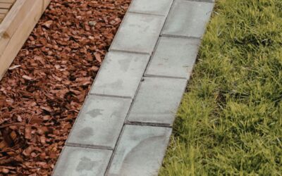 Mulch, Edging, and Clean-Ups: The Small Details That Make a Huge Difference in Summer